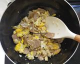 Foto langkah ke 4 dari resep Kwetiau Goreng Ayam pedas.