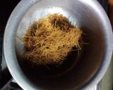 सेवई की खीर (sevai ki kheer recipe in Hindi) रेसिपी चरण 1 फोटो