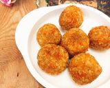 Foto langkah ke 6 dari resep MPASI 11 bulan+ bola nasi.