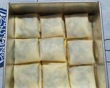 Foto langkah ke 5 dari resep Martabak Telur Mini.