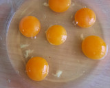Foto del paso 1 de la receta: Tortilla de patatas rellena de jamón york y queso