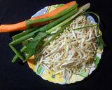 Foto langkah ke 1 dari resep Tumis Tauge Telur Puyuh.