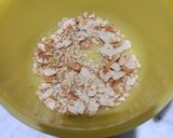 Foto langkah ke 2 dari resep Roti bakar biskuit gurih mix keju.