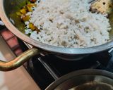 A picture of step 4 of Vegetable Poha with Mangalorean Mixture.