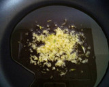 Foto del paso 1 de la receta: Cocochas de bacalao en caldo de langostinos