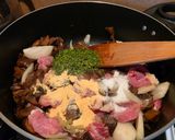 Lapockás-gombás tészta recept fázis 1 fotója