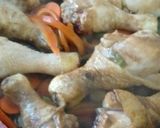 Foto del paso 6 de la receta: Patas de pollo salteadas con soja y miel