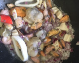 Foto del paso 2 de la receta: Spaghetti con salsa marinera