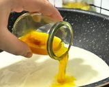 Foto langkah ke 3 dari resep Saffron Mahalabia.