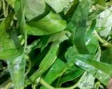 Foto langkah ke 1 dari resep Kangkung bumbu ikan asin peda.