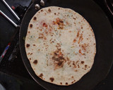 મસાલા લસણ રોટી (Masala Lasan Roti Recipe In Gujarati) રેસીપી સ્ટેપ5ફોટો