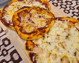 Foto langkah ke 6 dari resep Homemade Smoked Beef Sausage Pizza.