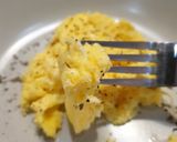 Foto langkah ke 4 dari resep Telur orak-arik ala McDonalds.