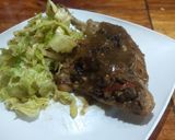 Foto del paso 4 de la receta: Pollo en dos fondos de cocción con ensalada de repollo y cebolla