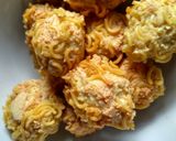 Foto langkah ke 4 dari resep Bola-Bola Tahu Mie (simple).