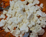 Foto del paso 3 de la receta: Ensalada de coliflor con zanahoria