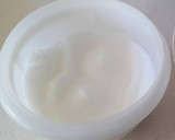 Foto del paso 1 de la receta: Bizcocho de yogur