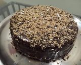 A picture of step 7 of Chocolate Crepe Cake.