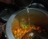 A picture of step 6 of Matar Makhane ki Sabji.