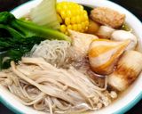 Foto langkah ke 3 dari resep Steamboat Shabu Shabu Aneka Baso Ikan.