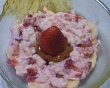 Foto del paso 6 de la receta: Frutillas con banana y crema rosa