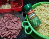 Foto langkah ke 2 dari resep Ogli Olio daging asap.