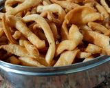 मठरी (Mathri recipe in hindi) रेसिपी चरण 9 फोटो