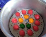 Foto langkah ke 4 dari resep Sate Singkong Pelangi.