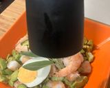 Foto del paso 2 de la receta Ensalada de aguacate y langostinos