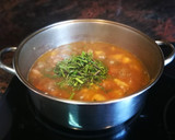 Foto del paso 9 de la receta: Estofado de patata con espárragos silvestres y carne de cerdo