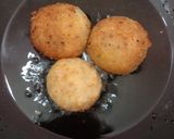 रवा मटर पनीर बॉल्स (Rava matar paneer balls recipe in hindi) रेसिपी चरण 3 फोटो