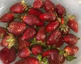 Strawberry Milk Shake recipe step 1 photo