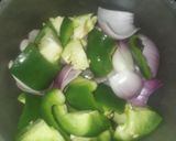 A picture of step 4 of Soya indi chop tikka masala.