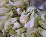 Foto langkah ke 4 dari resep Oseng2 mBang Turi / Tumis Bunga Turi.