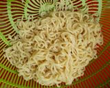 A picture of step 1 of Stir Fry Noodles.
