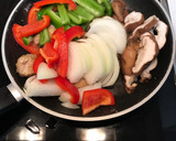 Foto del paso 4 de la receta: Carne y verduras con vinagre de arroz