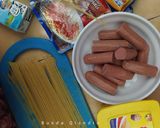 Foto langkah ke 1 dari resep Sosis Gurita Saus Spaghetti.