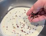 Foto langkah ke 5 dari resep Kue Lekker Klasik anti gagal.