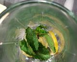 A picture of step 1 of Mojito.