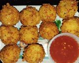 A picture of step 7 of Potato Cheese Balls or Pakora.