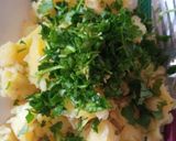 A picture of step 2 of Potato cheese paratha.