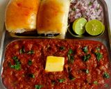 पाव भाजी (pav bhaji recipe in marathi) रेसिपी स्टेप 7 फोटो 
