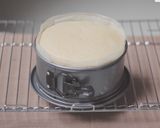 Foto langkah ke 6 dari resep Cake Stroberi (strawberry) & Krim ANTI ENEG (tart).
