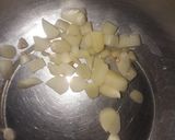 खान्देशी झणझणीत कुरडई ची भाजी (kurdai chi bhaji recipe in marathi) रेसिपी स्टेप 1 फोटो 