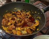 A picture of step 3 of Efo riro (Yoruba style).