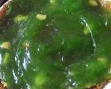 A picture of step 5 of No bake halwa tart.