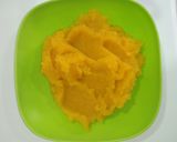 A picture of step 3 of Pumpkin Chapati.
