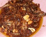 Foto langkah ke 4 dari resep Teri Kacang Pedas Simple.