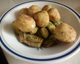 Foto del paso 4 de la receta: Guisado de huevos duros y albóndigas de bacalao
