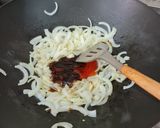Foto langkah ke 2 dari resep Tumis Sosis Kentang Telur.